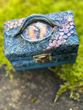 Load image into Gallery viewer, Handsculpted Dragon Dice Box – Fantasy RPG Dice Holder with Dragon Eye Design – DnD Storage for Tabletop Games