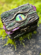 Load image into Gallery viewer, Handsculpted Dragon Dice Box – Fantasy RPG Dice Holder with Dragon Eye Design – DnD Storage for Tabletop Games