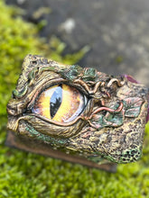 Load image into Gallery viewer, Handsculpted Dragon Dice Box – Fantasy RPG Dice Holder with Dragon Eye Design – DnD Storage for Tabletop Games