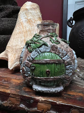 Load image into Gallery viewer, Jugs O'Shire