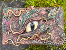Load image into Gallery viewer, Handsculpted Dragon Dice Box – Fantasy RPG Dice Holder with Dragon Eye Design – DnD Storage for Tabletop Games