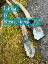 Load image into Gallery viewer, Quartz Crystal Wands – Handcrafted from River wood