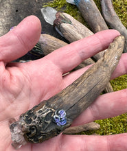 Load image into Gallery viewer, Witches Nose Wands