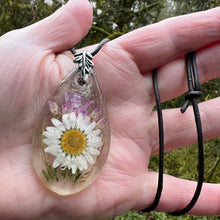 Load image into Gallery viewer, Flower Power Pendant